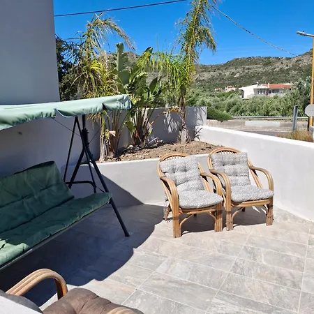 Peter's Place Апарт-отель Фалираки
